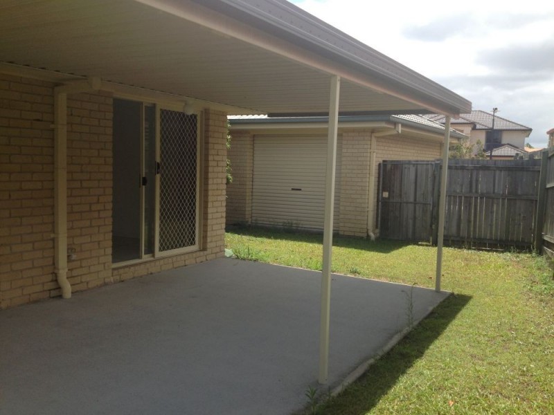 37 The Parkway, Stretton QLD 4116