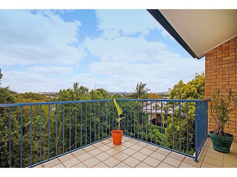 6/24 Eighth Avenue, Coorparoo QLD 4151