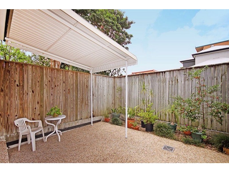 6/24 Eighth Avenue, Coorparoo QLD 4151