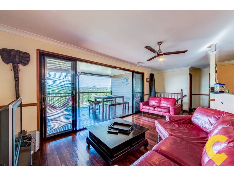 74 Minto Crescent, Arana Hills QLD 4054