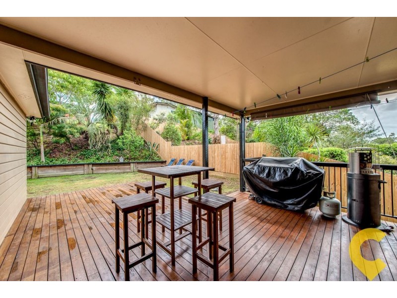 74 Minto Crescent, Arana Hills QLD 4054
