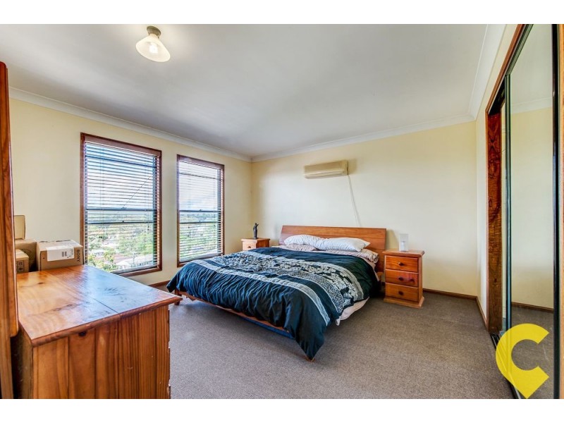 74 Minto Crescent, Arana Hills QLD 4054