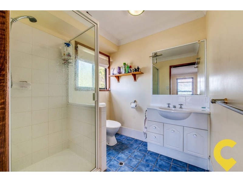 74 Minto Crescent, Arana Hills QLD 4054