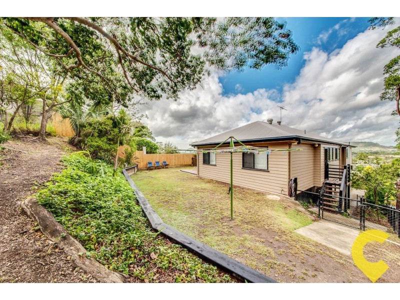 74 Minto Crescent, Arana Hills QLD 4054