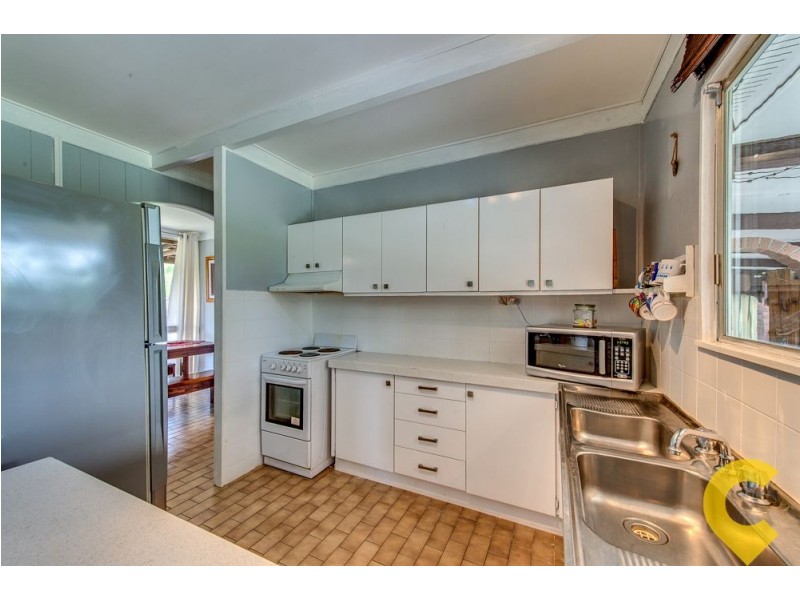 2 Lacey Street, Camira QLD 4300