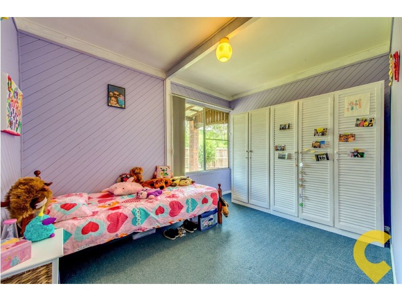 2 Lacey Street, Camira QLD 4300