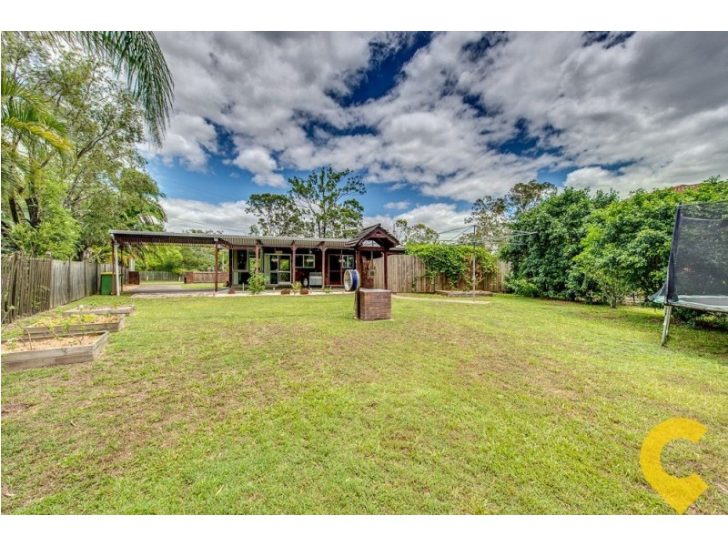 2 Lacey Street, Camira QLD 4300