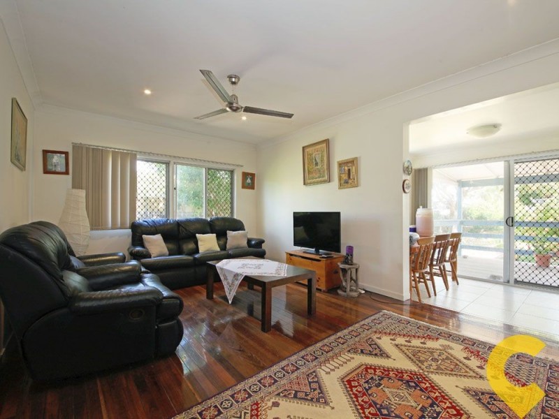 115 Hoskins Street, Sandgate QLD 4017