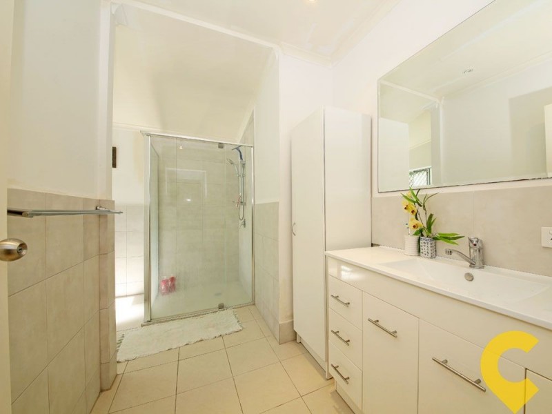 115 Hoskins Street, Sandgate QLD 4017