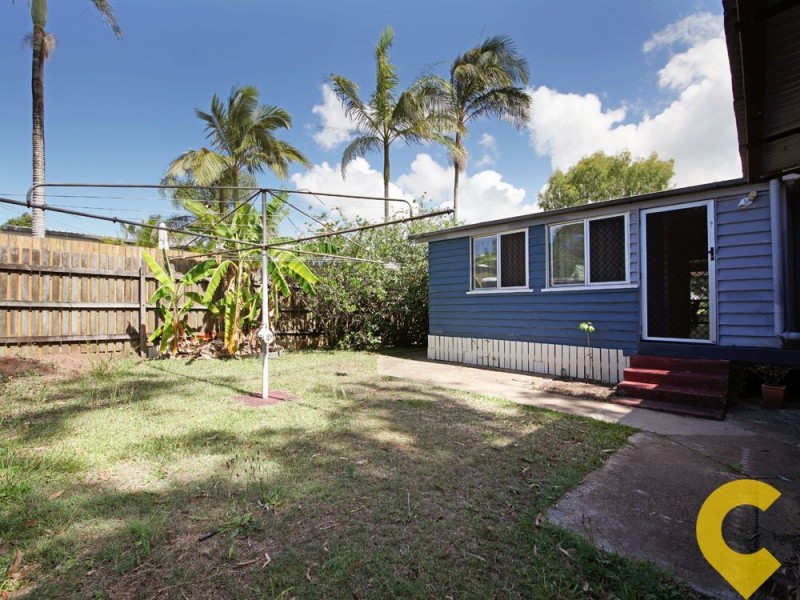 115 Hoskins Street, Sandgate QLD 4017
