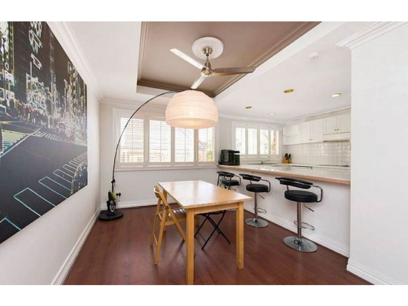 7/27 Swann Road, Taringa QLD 4068