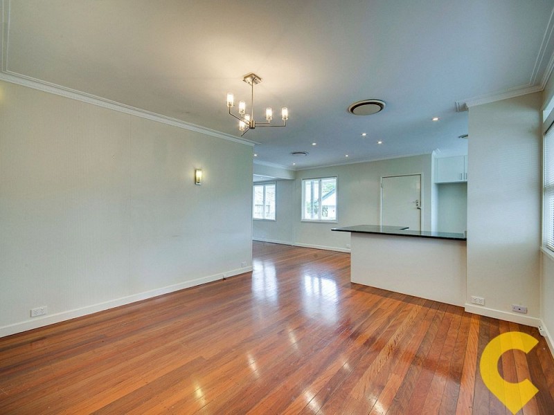 24 Samuel Street, Camp Hill QLD 4152