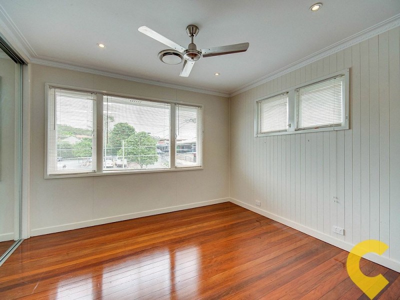 24 Samuel Street, Camp Hill QLD 4152