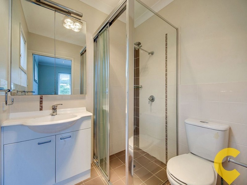 24 Samuel Street, Camp Hill QLD 4152