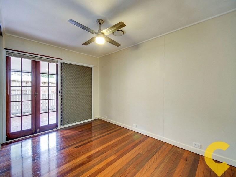 24 Samuel Street, Camp Hill QLD 4152