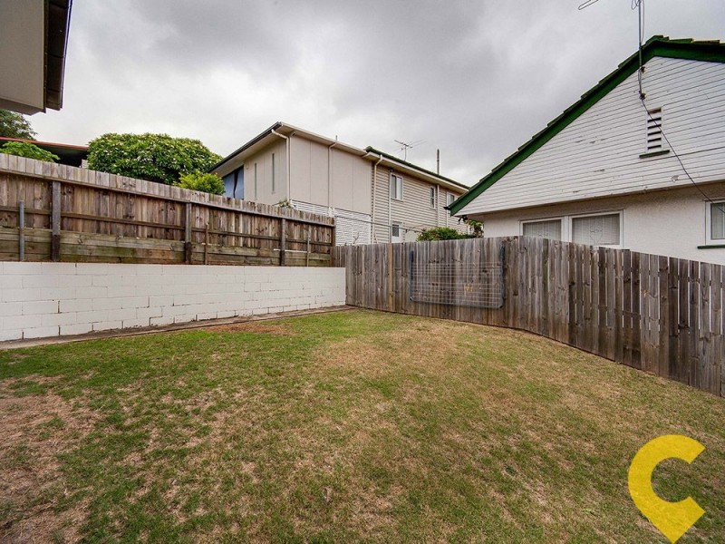 24 Samuel Street, Camp Hill QLD 4152