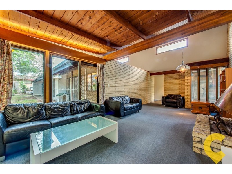 21 Hutton Road, Aspley QLD 4034