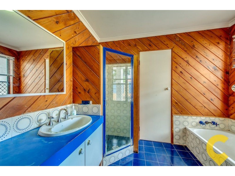 21 Hutton Road, Aspley QLD 4034