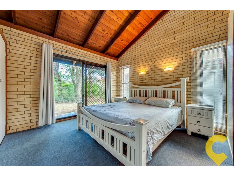 21 Hutton Road, Aspley QLD 4034