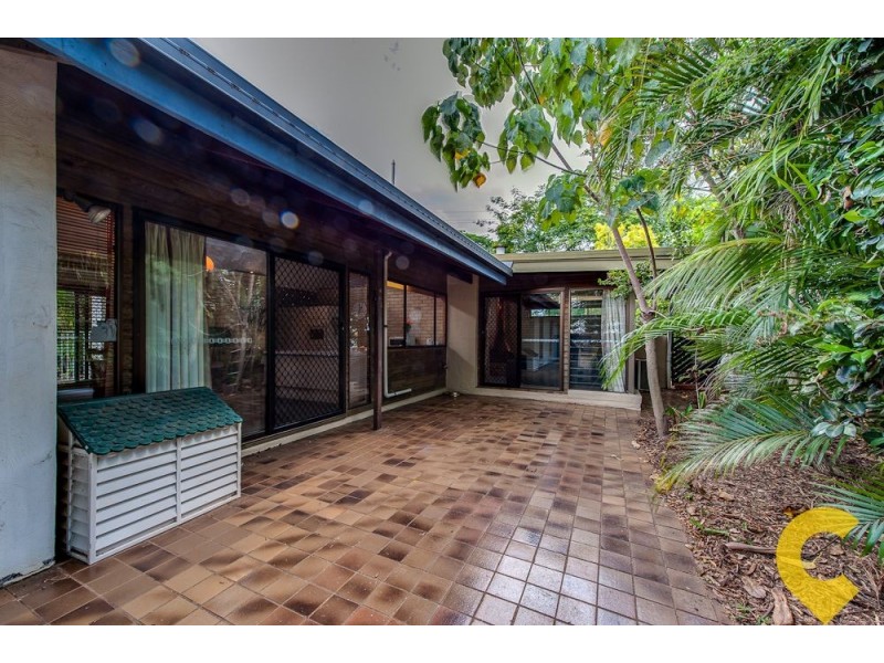 21 Hutton Road, Aspley QLD 4034