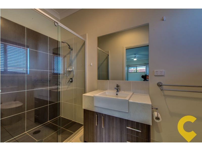 33 Grand Canyon Drive, Springfield Lakes QLD 4300