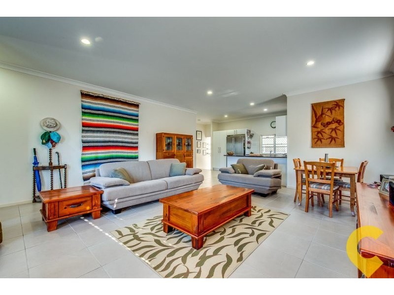 63 Park Edge Drive, Springfield Lakes QLD 4300