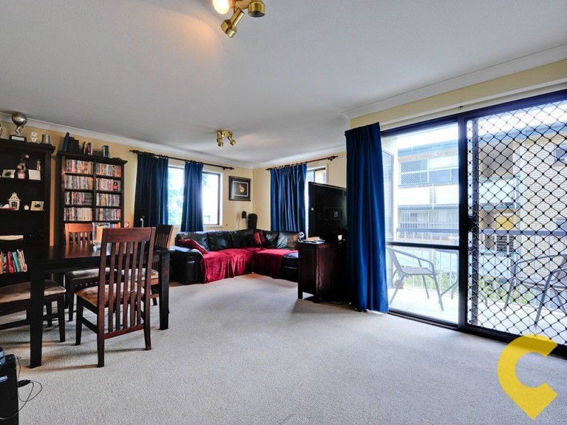 2/8 Weston Street, Coorparoo QLD 4151