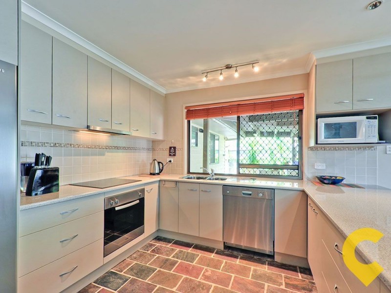 4 Rennes Avenue, Petrie QLD 4502