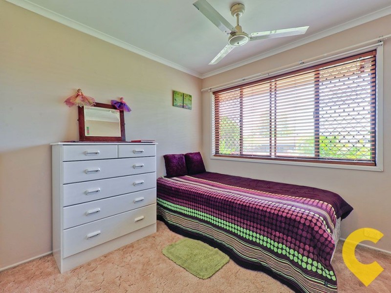 4 Rennes Avenue, Petrie QLD 4502