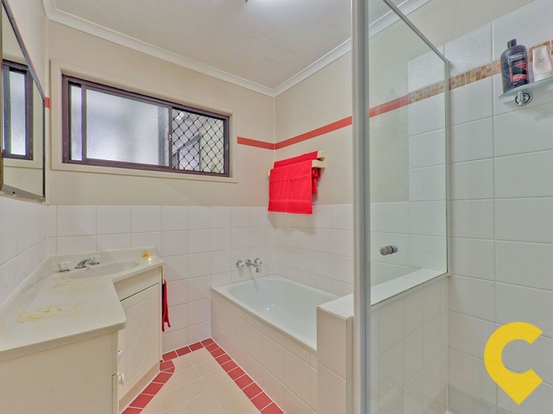 4 Rennes Avenue, Petrie QLD 4502