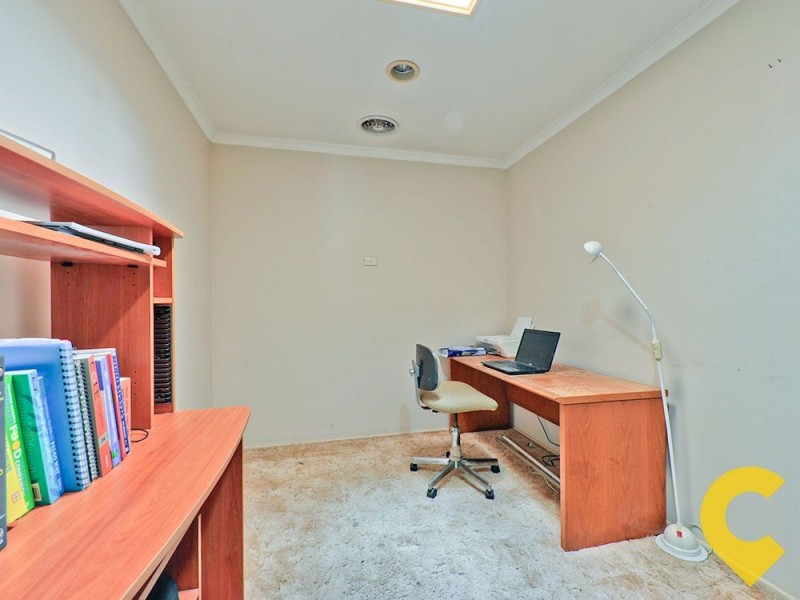 4 Rennes Avenue, Petrie QLD 4502