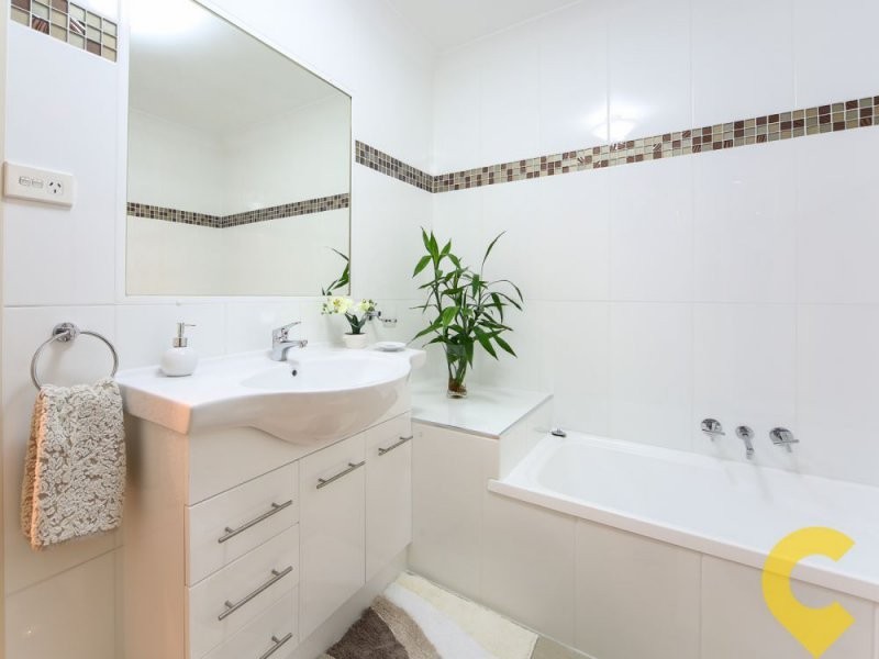 1056/6 Crestridge Court, Oxenford QLD 4210