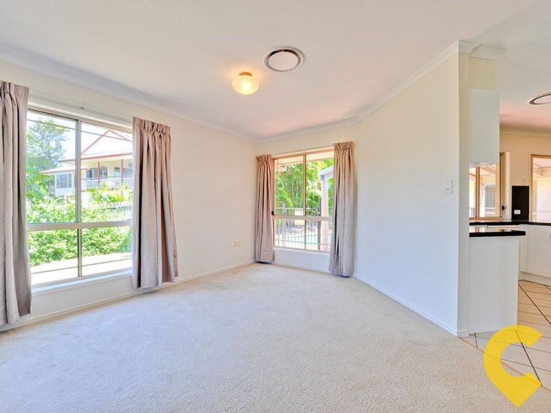 6 Olley Court, Brookfield QLD 4069