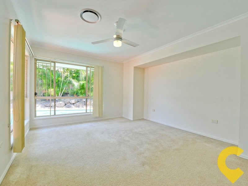 6 Olley Court, Brookfield QLD 4069