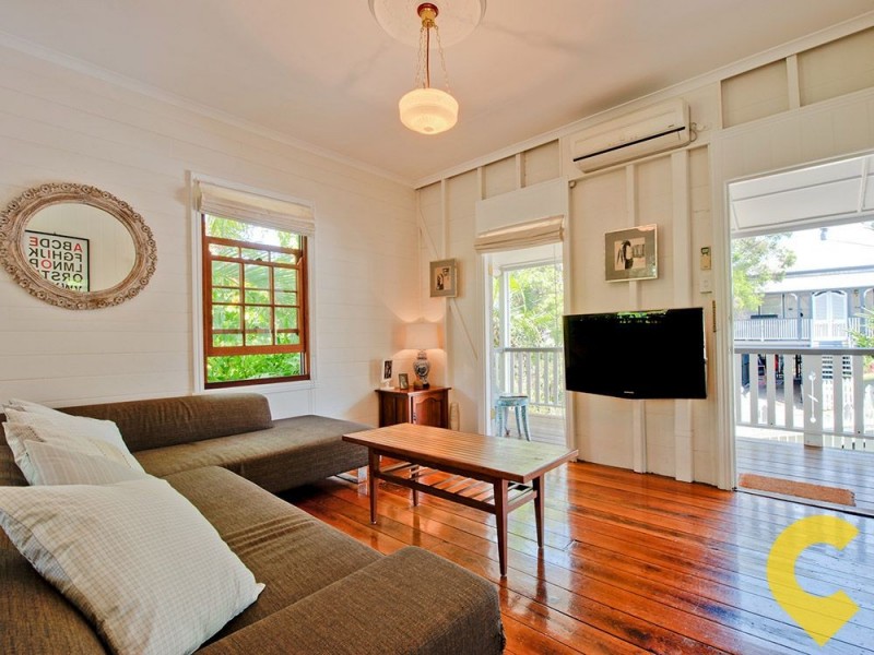 12 Jones Street, Red Hill QLD 4059