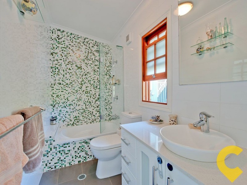 12 Jones Street, Red Hill QLD 4059