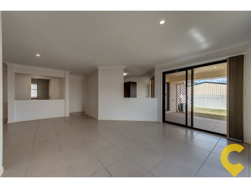 5 Isabella Street, Collingwood Park QLD 4301