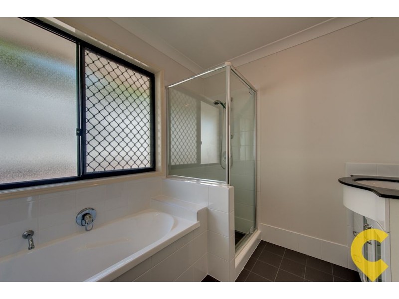 5 Isabella Street, Collingwood Park QLD 4301