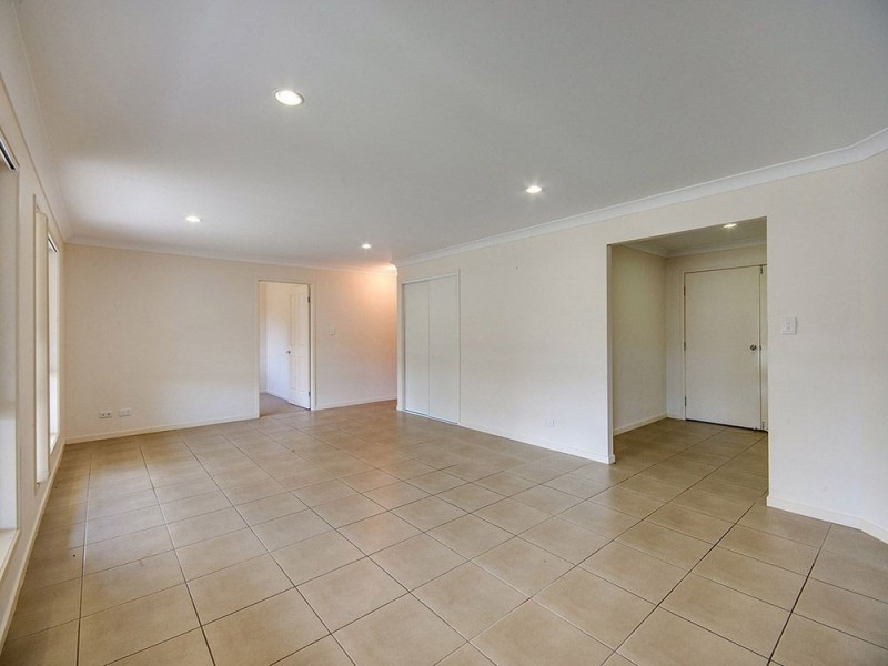 20 Silverash Court, Warner QLD 4500
