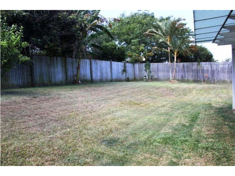 8 Lyrebird Close, Doolandella QLD 4077