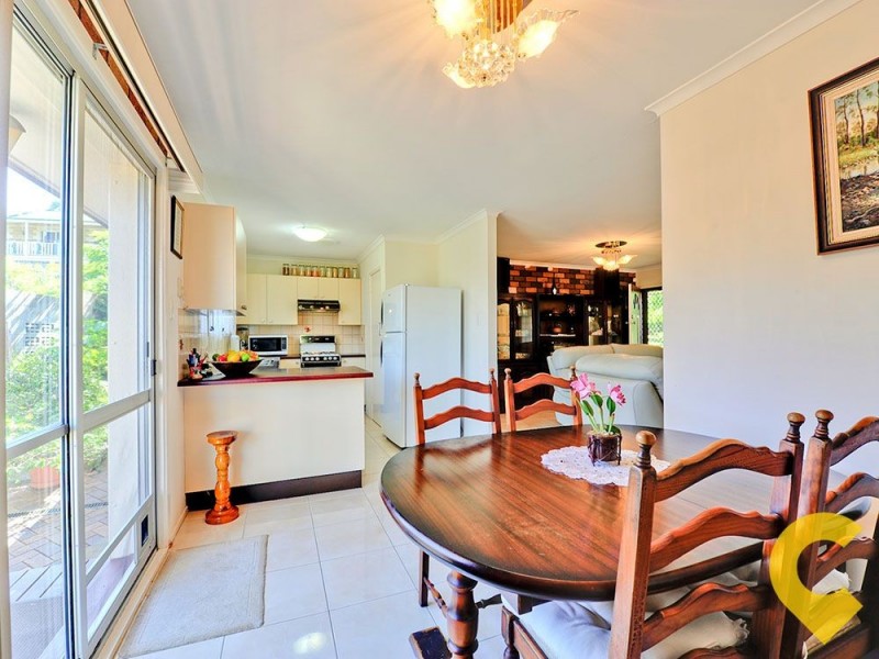 2 Elwyn Court, Springwood QLD 4127