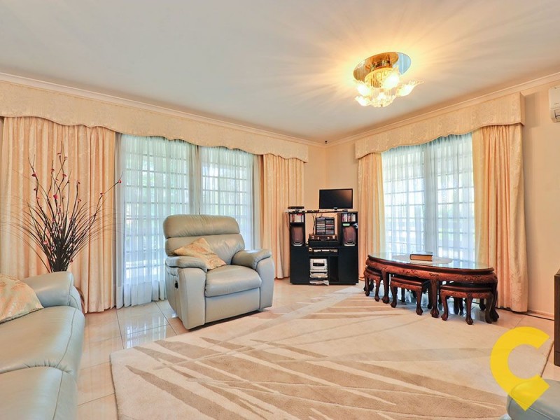 2 Elwyn Court, Springwood QLD 4127