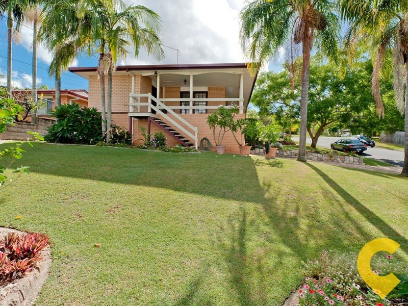 2 Elwyn Court, Springwood QLD 4127