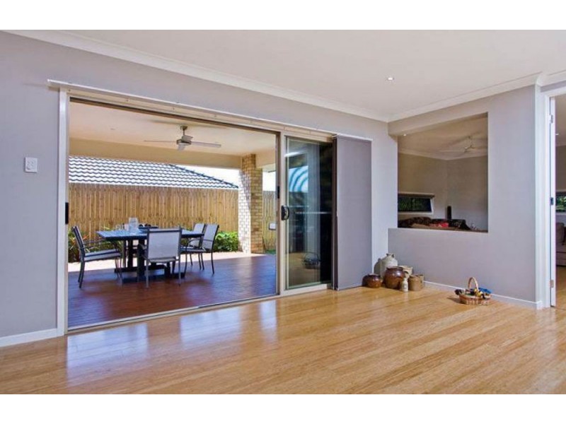 6 Gardenia Circuit, Heathwood QLD 4110