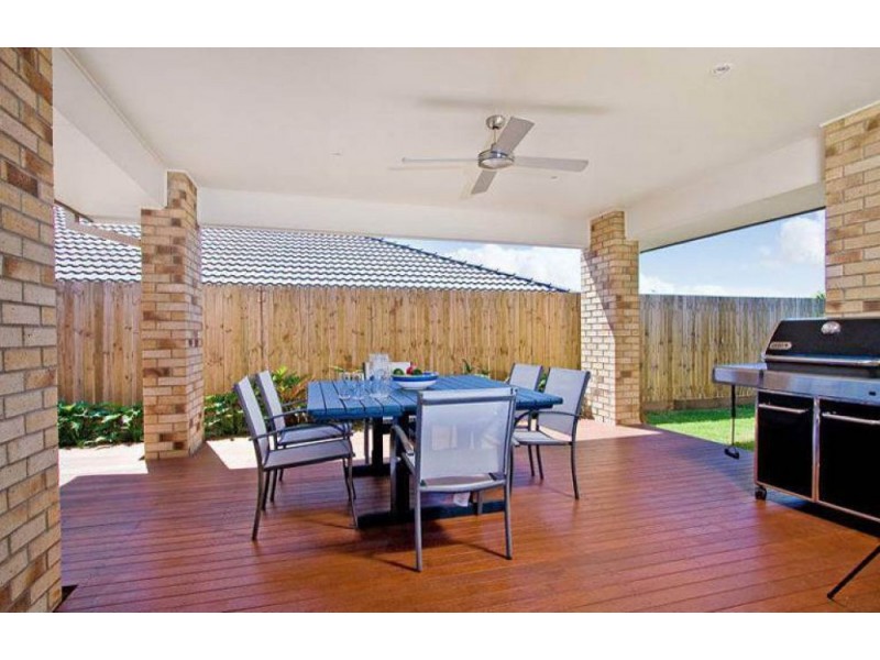 6 Gardenia Circuit, Heathwood QLD 4110