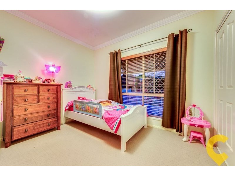 9 Janet Place, Arana Hills QLD 4054