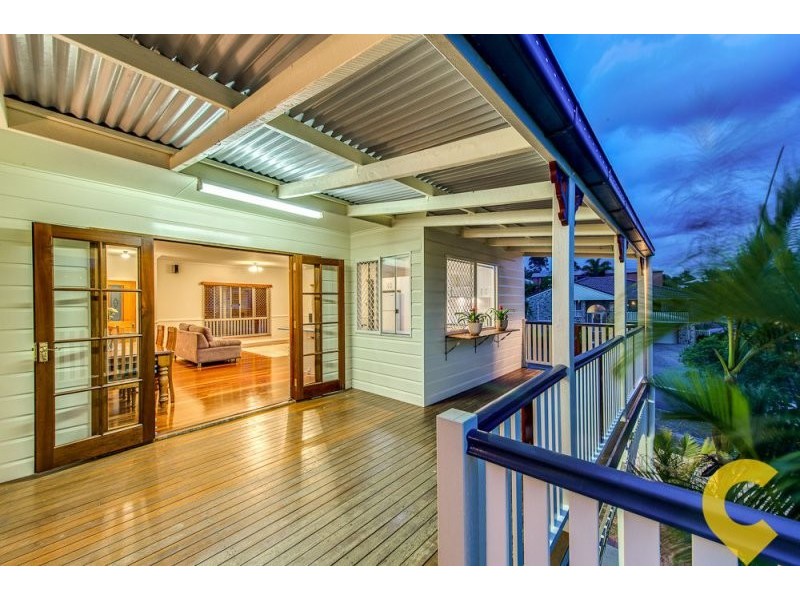 9 Janet Place, Arana Hills QLD 4054