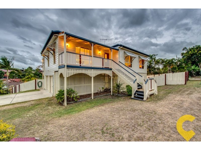 9 Janet Place, Arana Hills QLD 4054