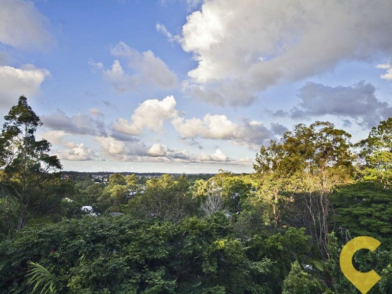 8 Hutton Road, Arana Hills QLD 4054