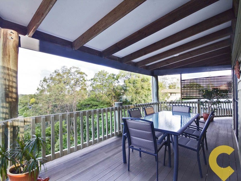 8 Hutton Road, Arana Hills QLD 4054